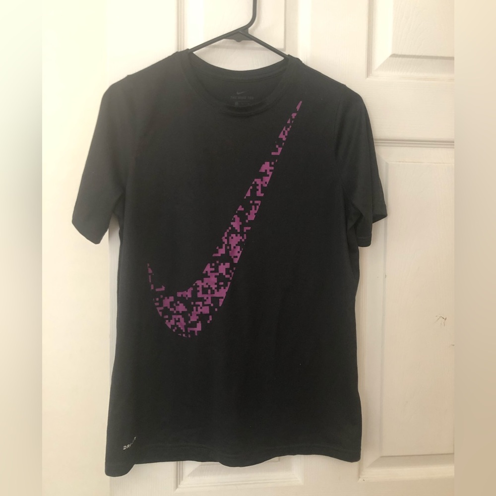 NIKE BOY’S DRI-FIT TRAINING T-SHIRT